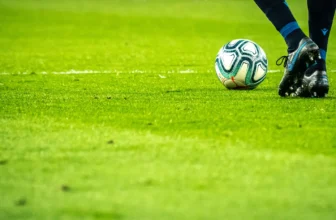 Entraîner les réactions des footballeurs avec le jeu